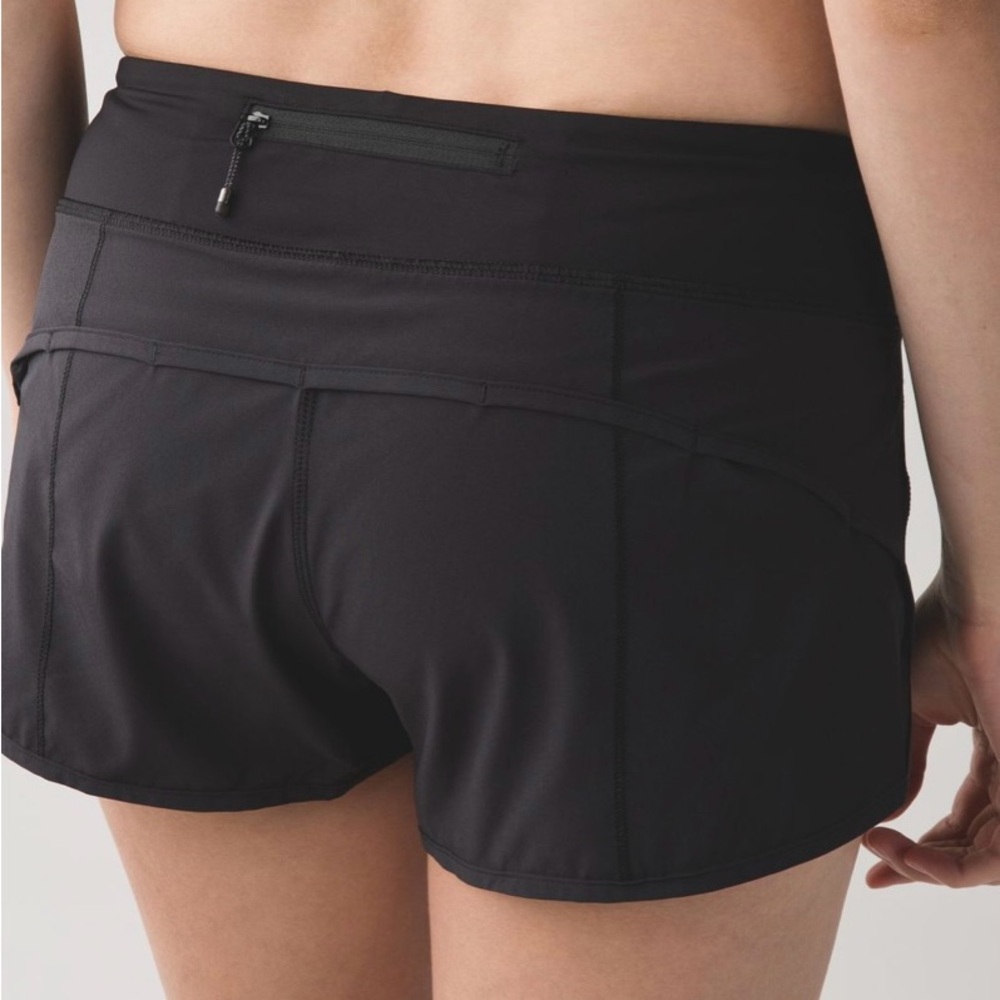 Lululemon Women’s Black Speed Short *4-way Stretch 2.5" Size 4